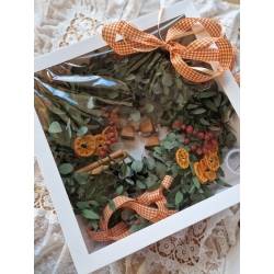 Wianek stroik zimowy świąteczny na drzwi Boże Narodzenie natura Eukaliptus